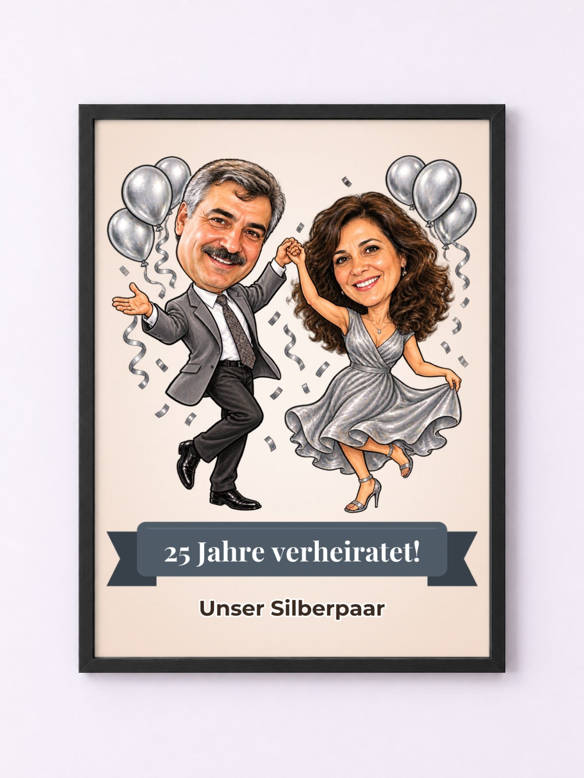 Personalisiertes Poster mit schwarzem Rahmen und Karikatur zum Anlass Silberhochzeit – Beispielbild